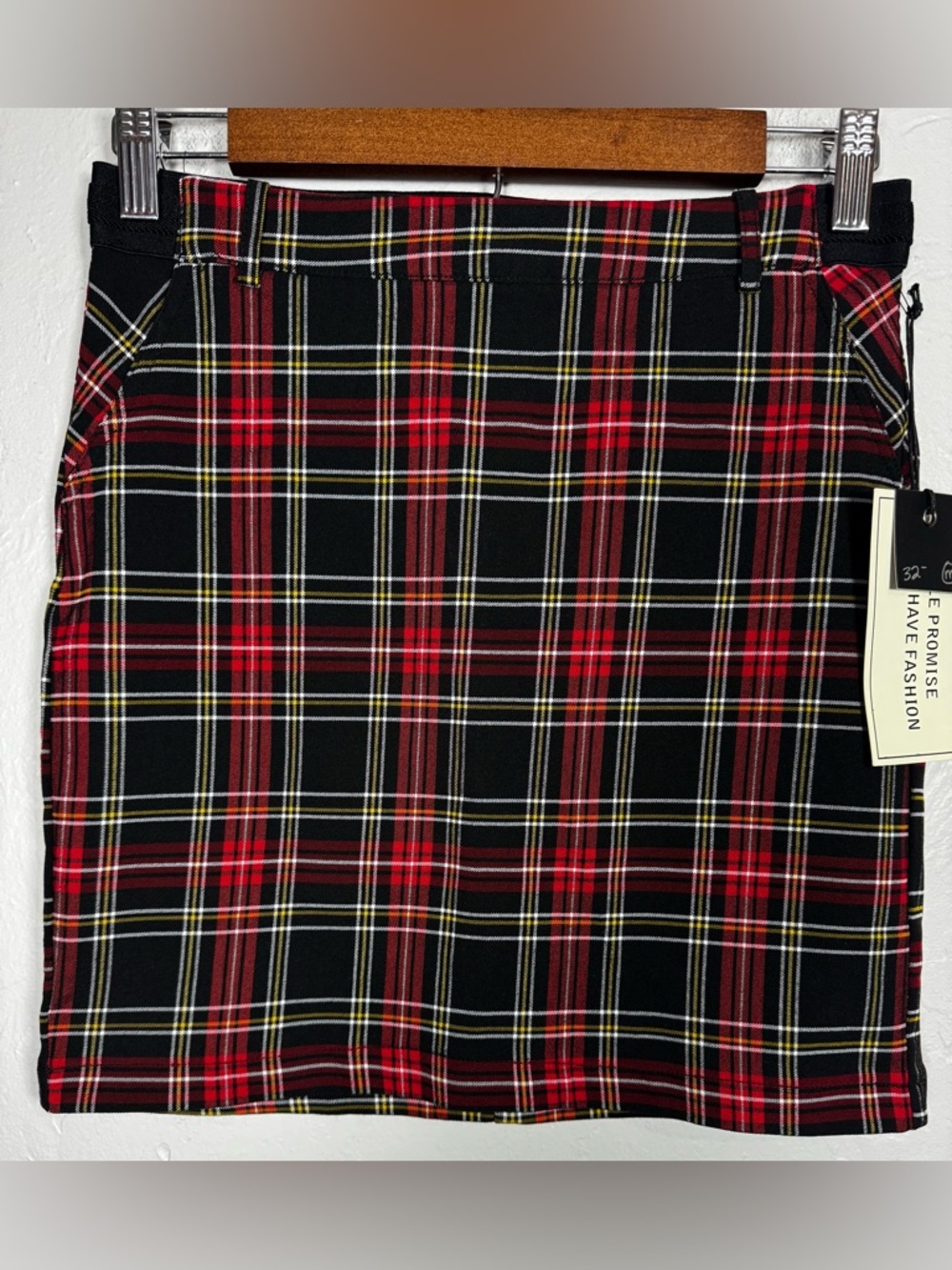 Have Los Angeles Y2K Red Plaid Pencil Skirt Size Medium